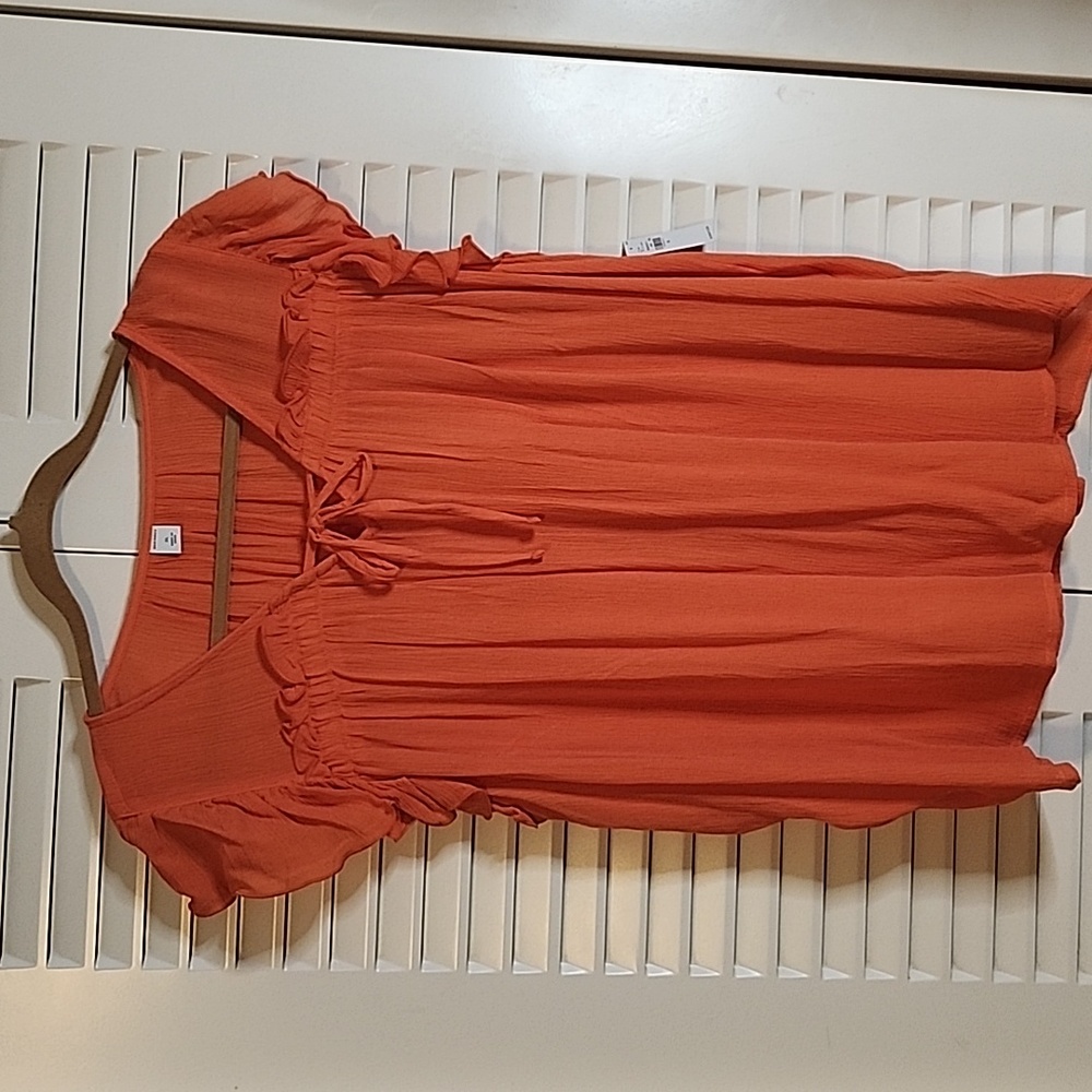 Bundle 3 for $10 Old Navy gauzy top